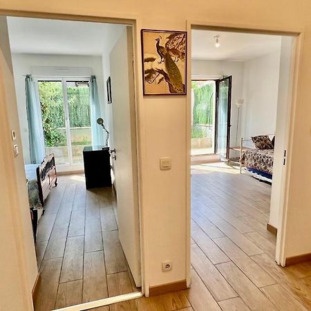 Logement Entier 2 Pieces Parking 5'Metro Saint-Denis  Dış mekan fotoğraf