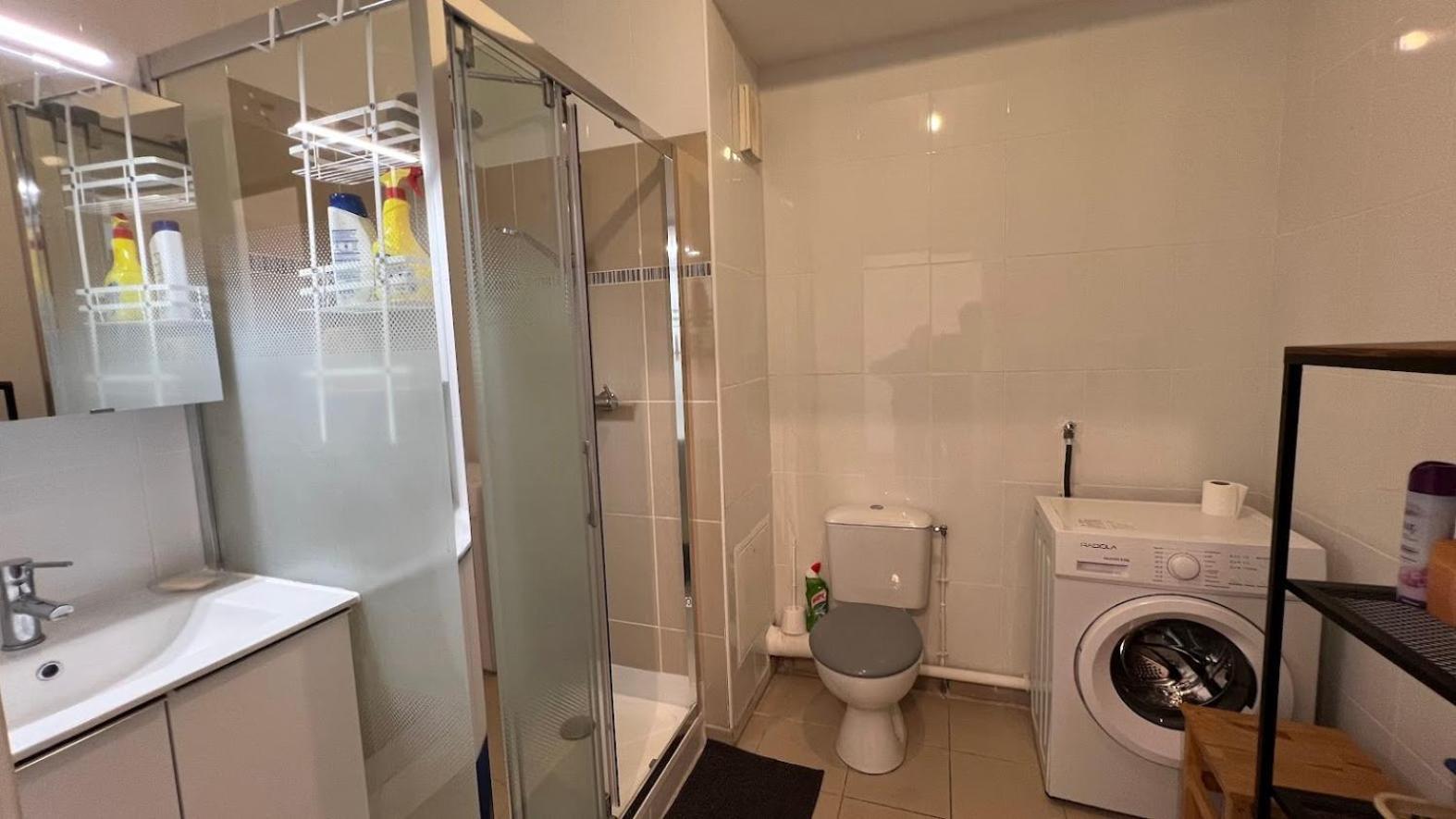Logement Entier 2 Pieces Parking 5'Metro Saint-Denis  Dış mekan fotoğraf
