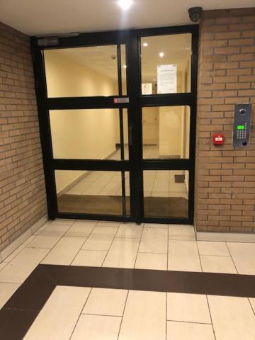 Logement Entier 2 Pieces Parking 5'Metro Saint-Denis  Dış mekan fotoğraf